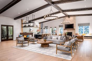 Clubhouse with coffee bar and wi-fi